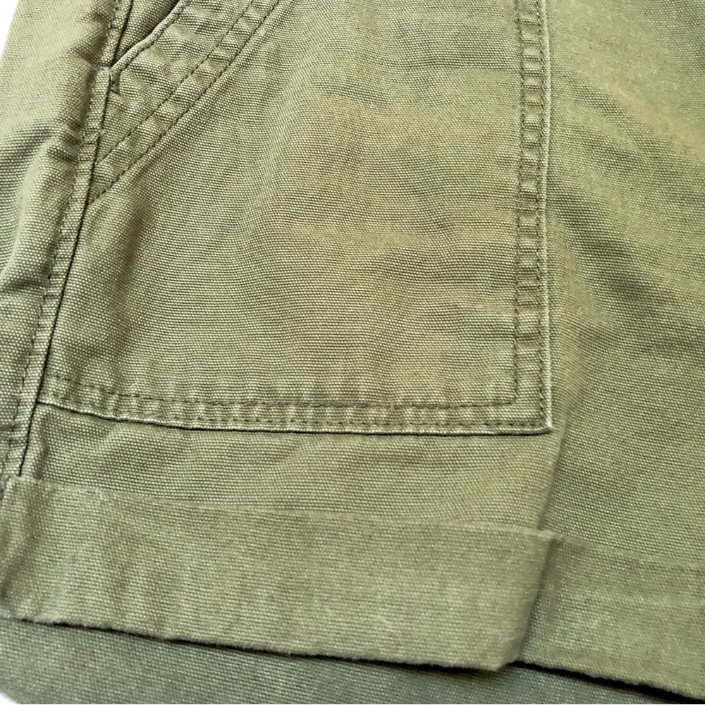 Old Navy Boyfriend Shorts - Picture 3 of 9